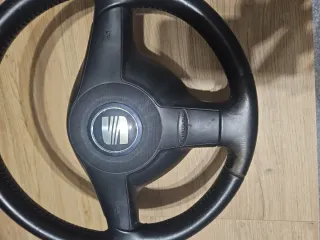 Volante SEAT León MK1 con airbag