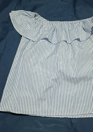 Blusa a rayas azul y blanco