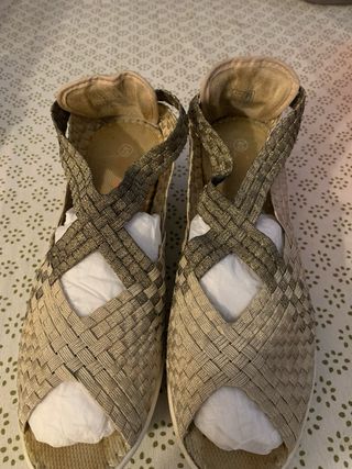 Sandalias doradas y plateadas talla 40