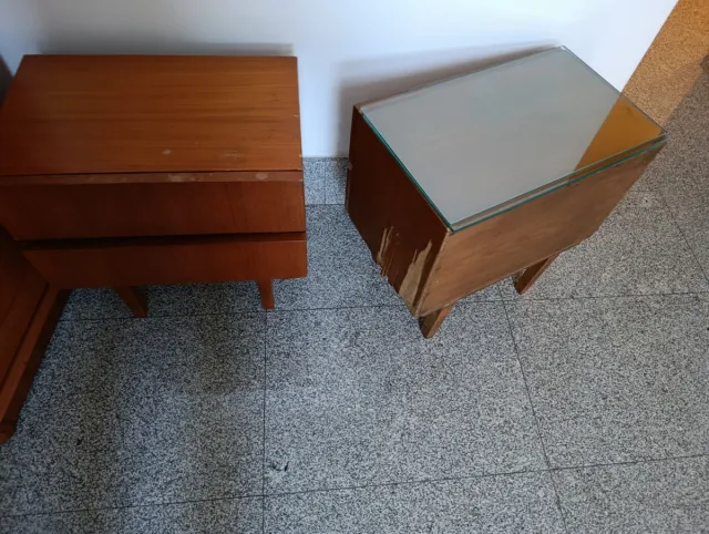Mesitas de noche madera y cristal para restaurar
