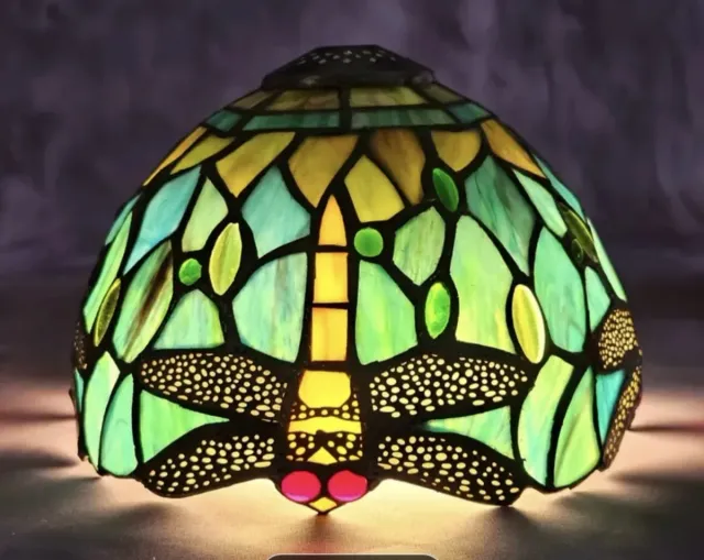 Lámpara Estilo Tiffany. Libelula VERDE Y AMARILLA.