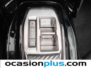 Peugeot 2008 Allure Hybrid eDCS6 107 kW (145 CV)