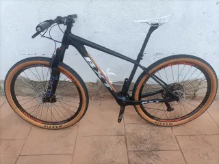 Bicicleta 29 Carbono BXT