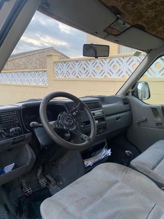 Volkswagen Transporter 2002