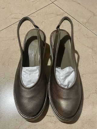 Zapatos destalonados Latouche plata vieja