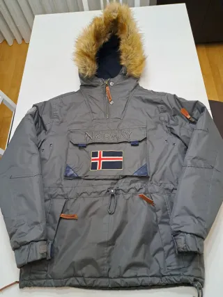 Cazadora Canguro Geographical Norway Gris