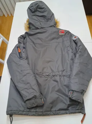 Cazadora Canguro Geographical Norway Gris