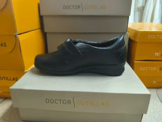 Zapatos señora Doctor Cutillas negros