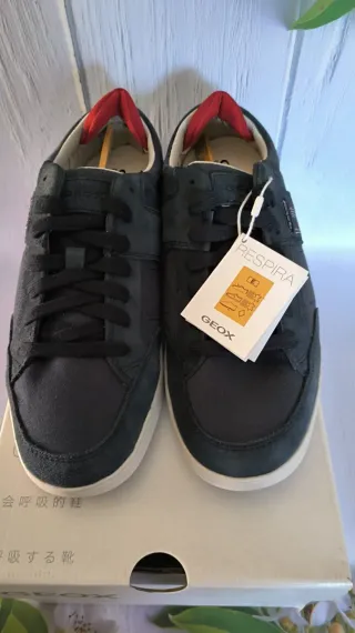 Zapatillas Geox Talla 40 azul.