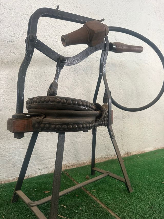 Antico mantice da fabbro