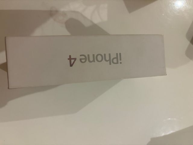 iPhone 4 Negro con Caja