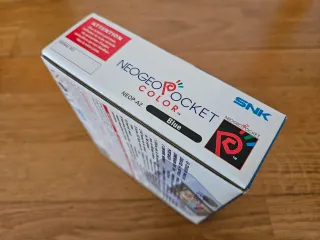 Neo Geo Pocket Color 'Blue'. Nueva a estrenar.