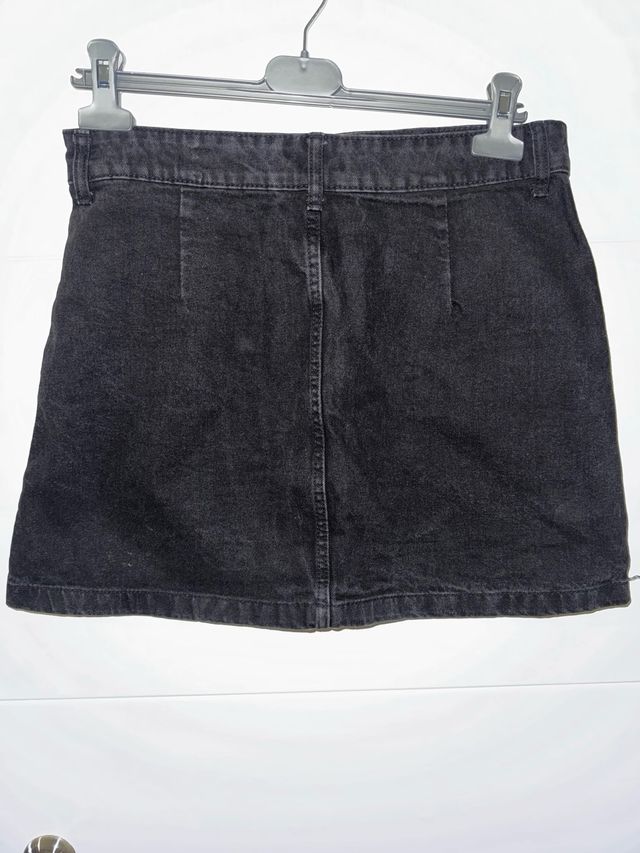 Minifalda vaquera negra Bershka