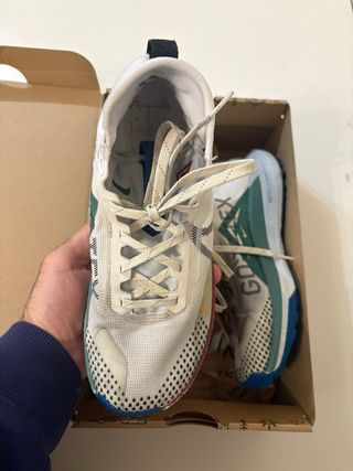 Zapatillas Gore-Tex Verdes y Blancas