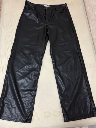 Pantalón Pull&Bear Negro