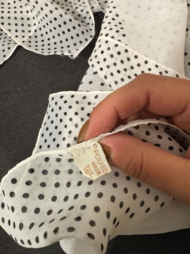 Pañuelo Made in Italy Lunares Blanco y Negro