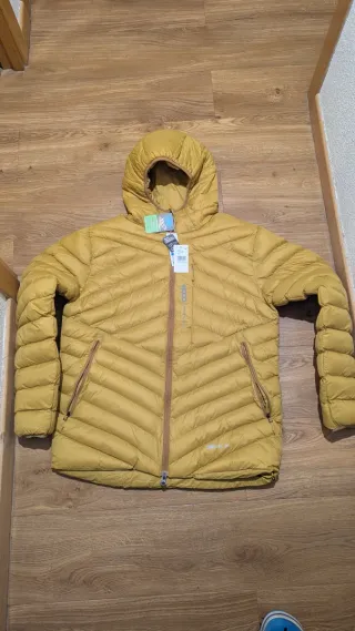 Chaqueta +8000 acolchada con capucha