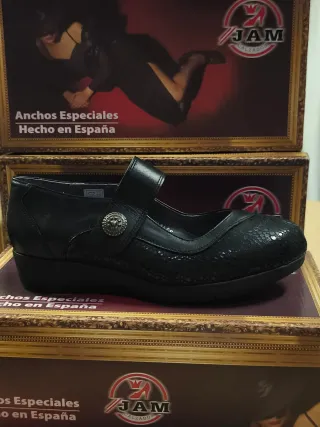 Zapatos de señora JAM negros