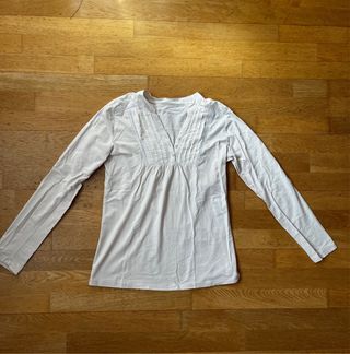 Blusa blanca básica de manga larga