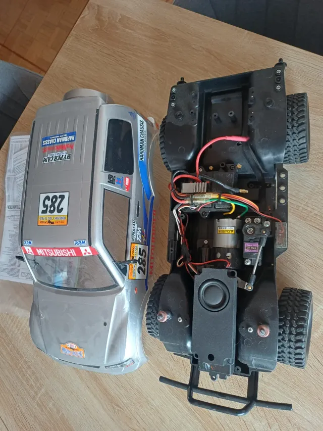 Tamiya Mitsubishi Pajero RC