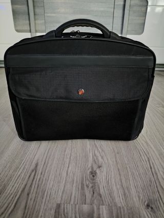 Maletín Targus Negro para Portátil y Documentos