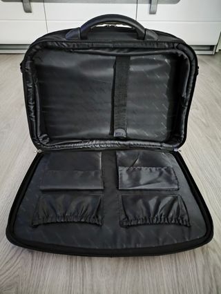 Maletín Targus Negro para Portátil y Documentos