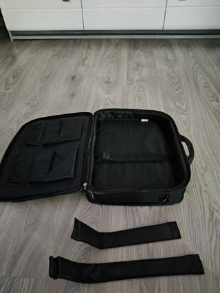 Maletín Targus Negro para Portátil y Documentos