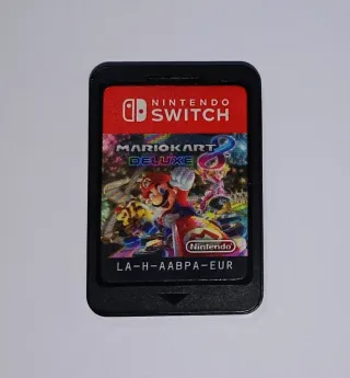 Mario Kart 8 Deluxe - Nintendo Switch (Cartucho)