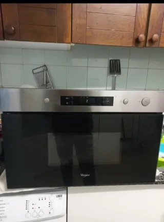 Horno Whirlpool Negro