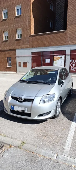 Toyota Auris 2009