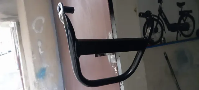 Portapacchi posteriore nero per booster spirit