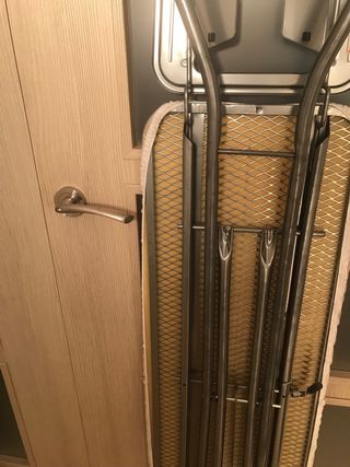 Tabla de planchar plegable