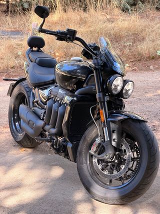 Triumph Rocket 3 GT Storm 182cv 225Nm 1.050kms