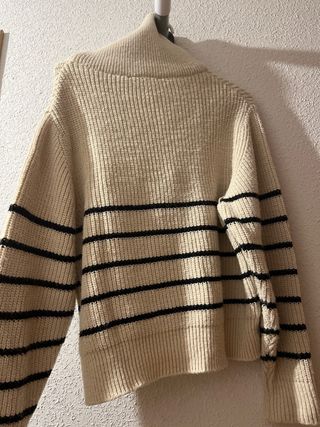 Jersey de punto beige y negro