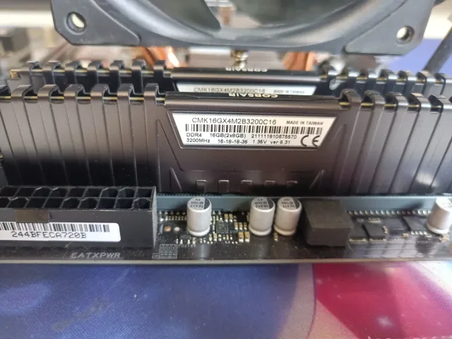 Placa Base ASUS B450, procesador y ram 16gb