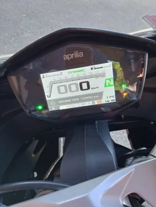 Aprilia RS 660
