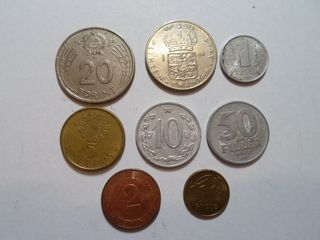 8 monete straniere