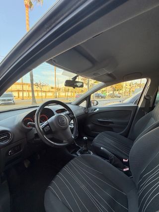 Opel Corsa 1.2 2011