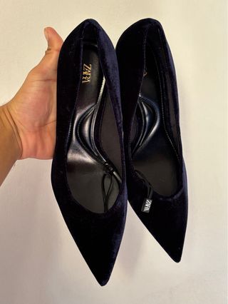 Tacones Zara Terciopelo Punta Talla 38
