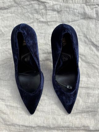 Tacones Zara Terciopelo Punta Talla 38