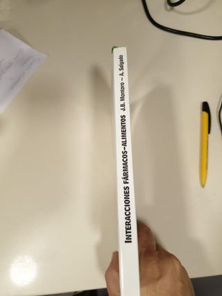 Libro farmacéutico Interaccione fármaco-alimentos