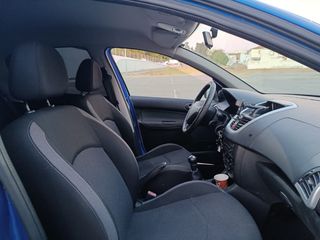 Peugeot 206 2012 130.000km