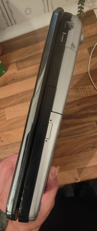 Portátil Sony Vaio VGN-C811S Negro/Plata