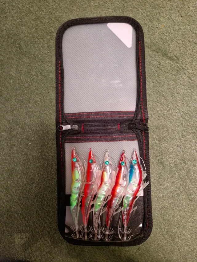 Pack 5 señuelos de pesca para calamar + Estuche