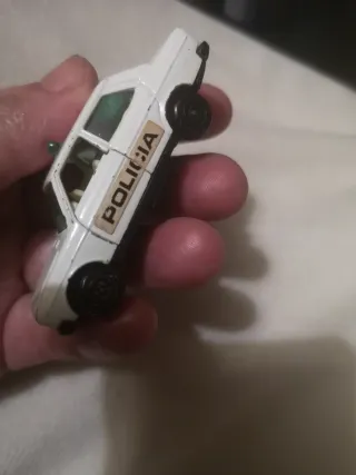 Seat 131 Policía Guisval Blanco