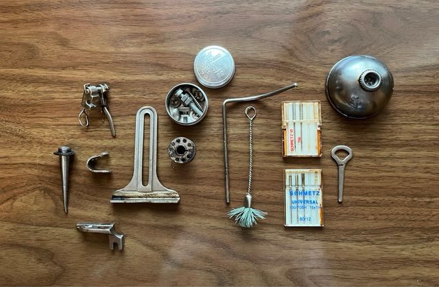 Máquina de Coser Alfa Mod. 20 + Manual + Mueble