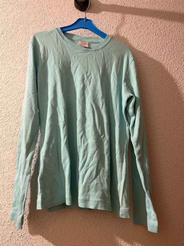 Camiseta manga larga azul celeste