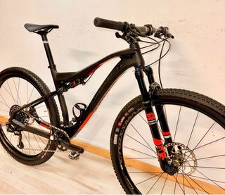 La bici Orbea Oiz M30 ha 2 uscite