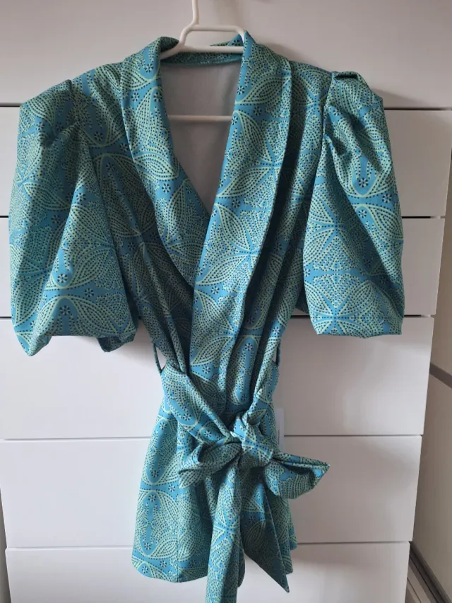 Conjunto invitada azul