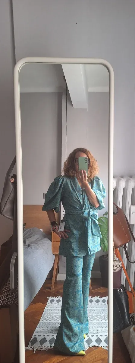 Conjunto invitada azul